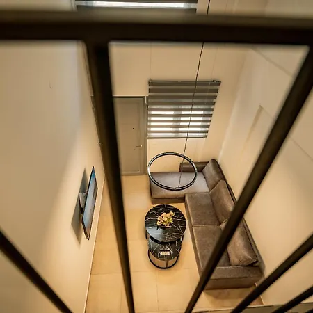 Urban Metro Flats *
