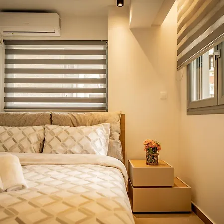 Urban Metro Flats * Selanik