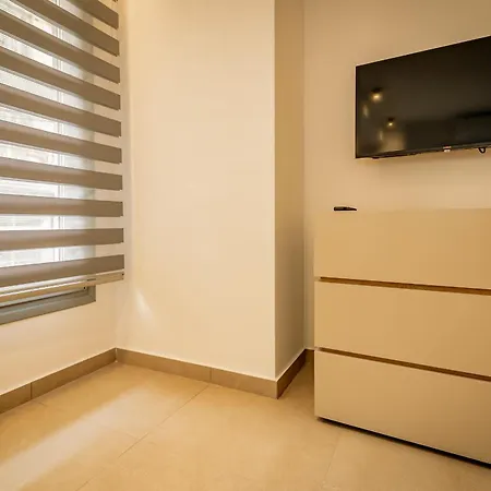 Urban Metro Flats * 테살로니키