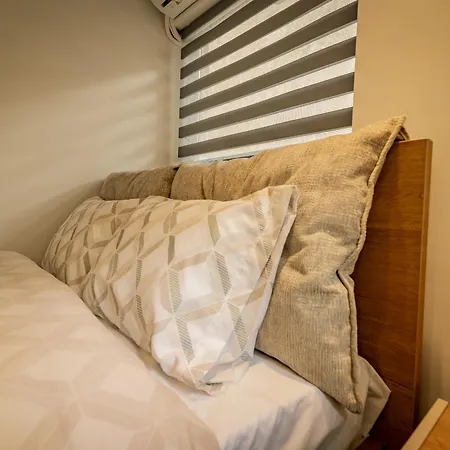 Urban Metro Flats Lägenhet