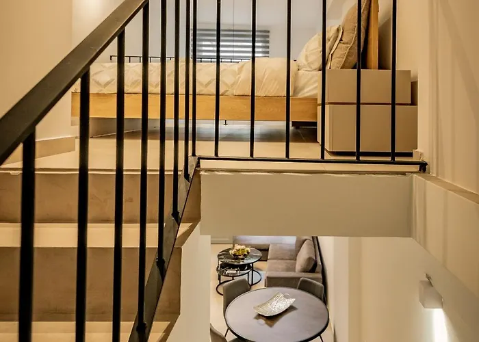 Urban Metro Flats *
