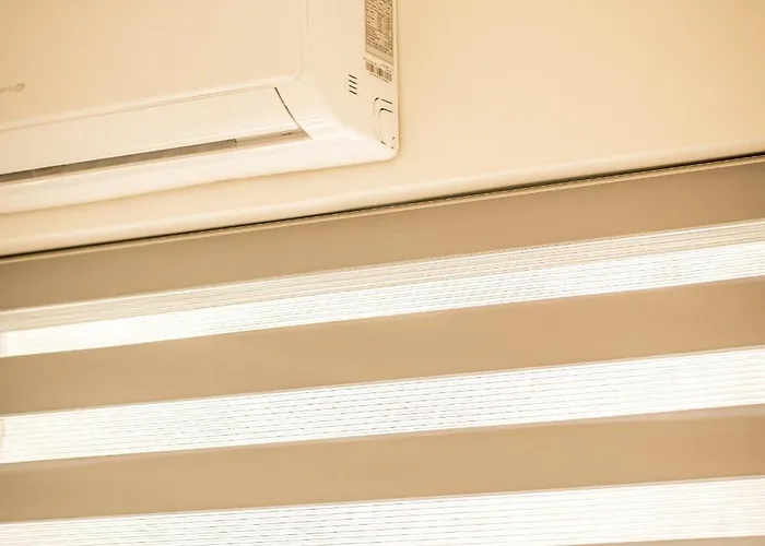 Urban Metro Flats * Salonic