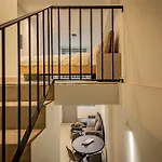 Urban Metro Flats *