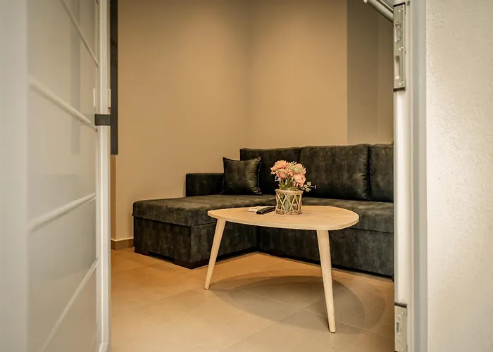 Urban Metro Flats *