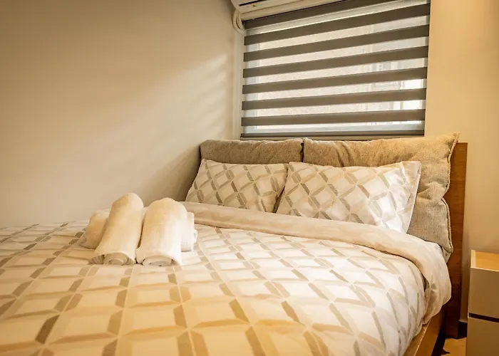 شقة Urban Metro Flats سالونيك